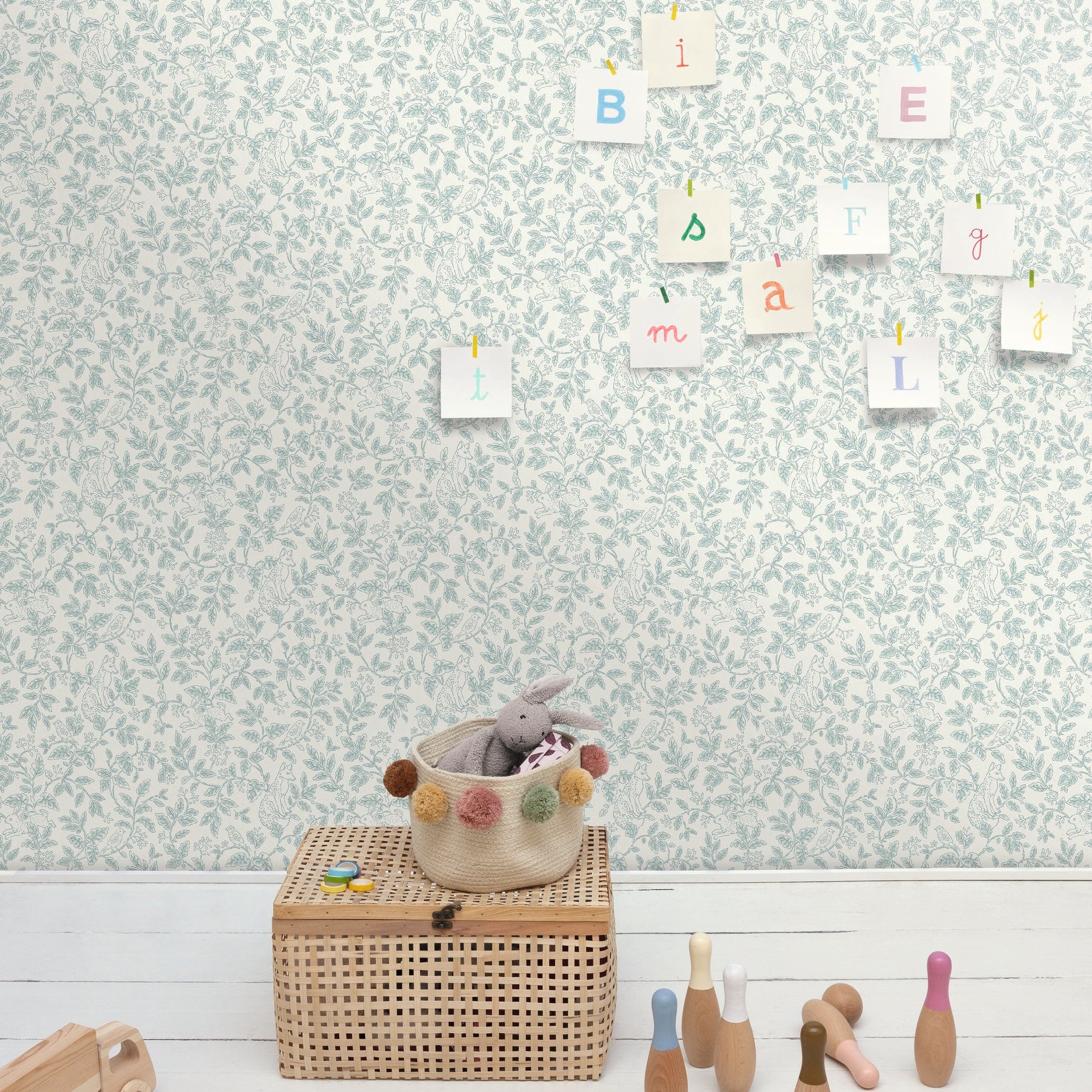 Mini Wood - Blue Floral Wallpaper
